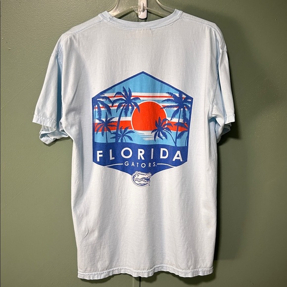 Florida Gators Landscape Shield Comfort Colors Pocket T-Shirt Light Blue Size Lg - Picture 1 of 9